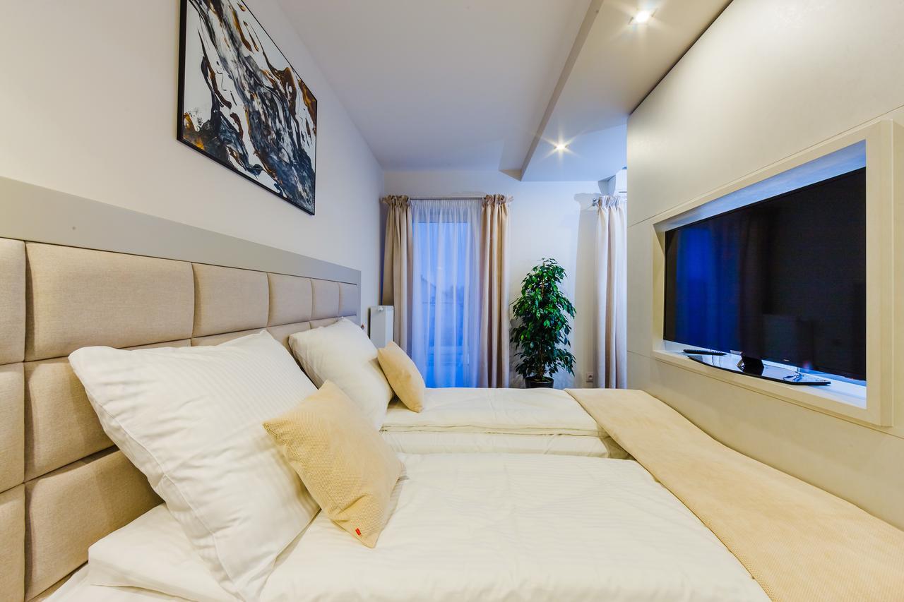 Zigzak Superior 10a Apartment
